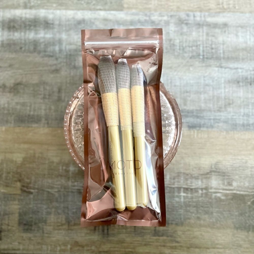 MOTD Gold Goddess Face Makeup brush set